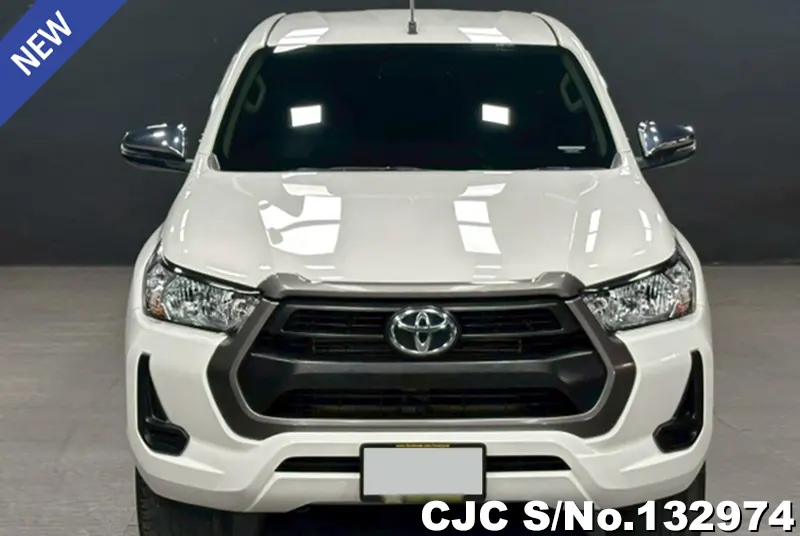 2020 Toyota / Hilux / Revo Stock No. 132974