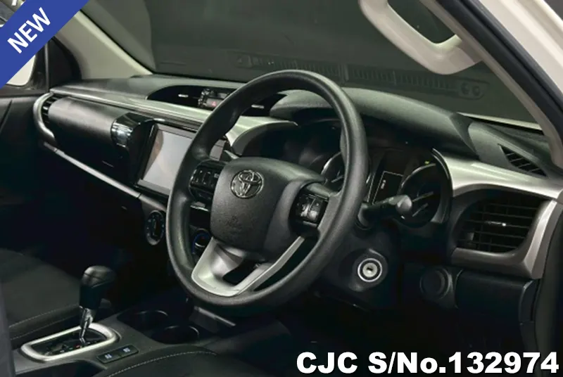 2020 Toyota / Hilux / Revo Stock No. 132974