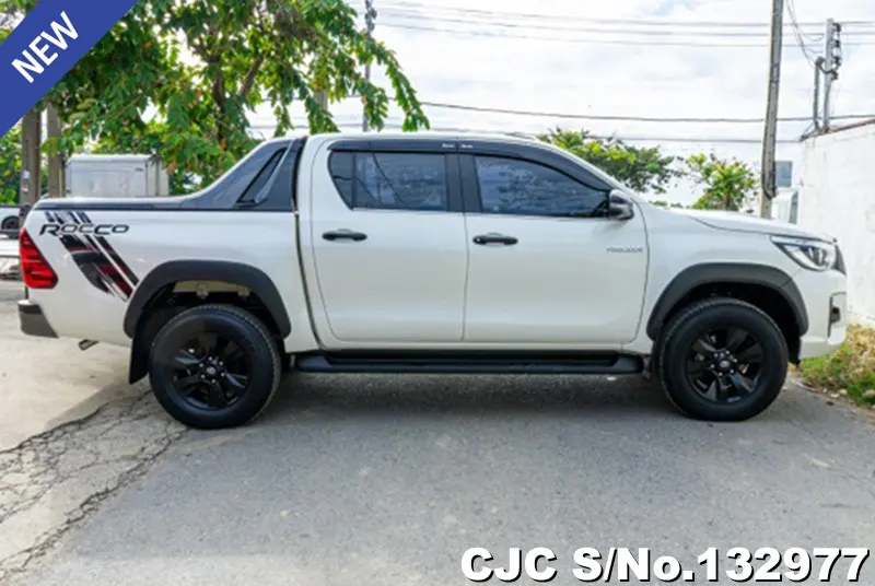 2019 Toyota / Hilux / Revo Rocco Stock No. 132977