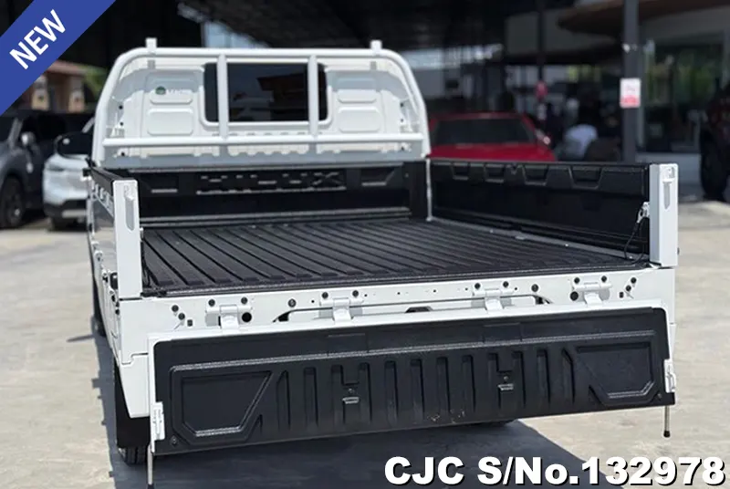 2024 Toyota / Hilux / Champ Stock No. 132978