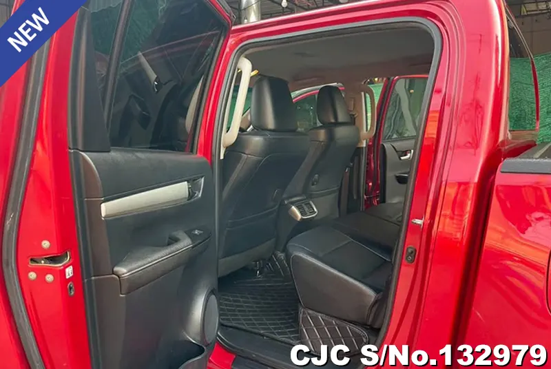 2020 Toyota / Hilux / Revo Stock No. 132979