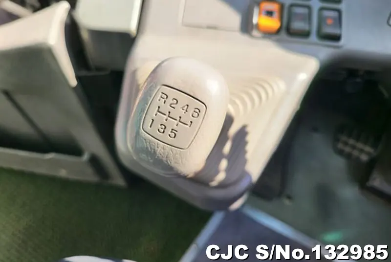 2004 Hino / Selega Stock No. 132985