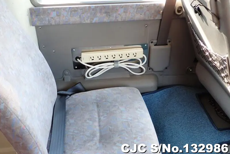 2004 Hino / Liesse Stock No. 132986