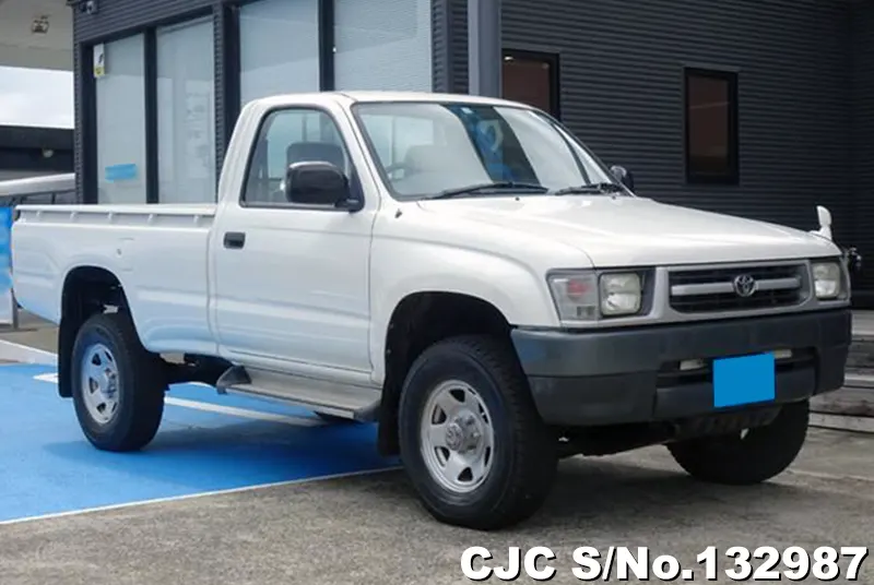 2003 Toyota / Hilux Stock No. 132987