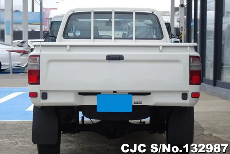 2003 Toyota / Hilux Stock No. 132987