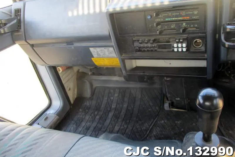 1992 Isuzu / Elf Stock No. 132990