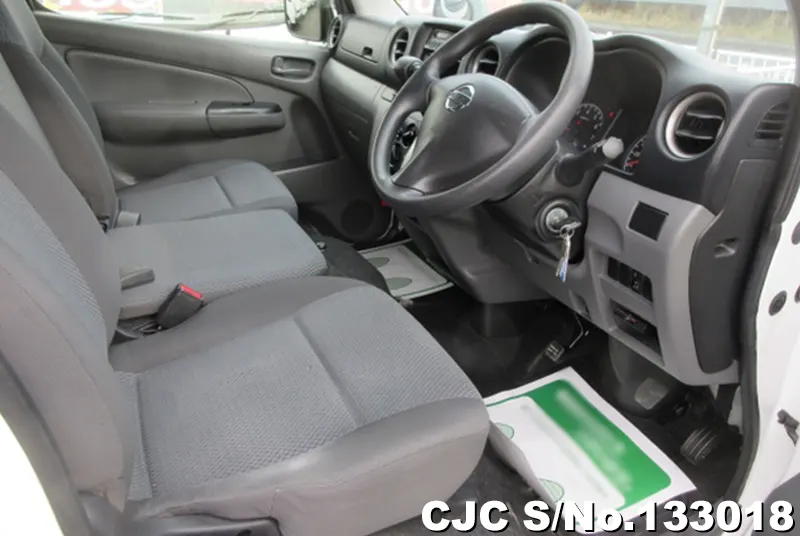 2014 Nissan / Caravan Stock No. 133018