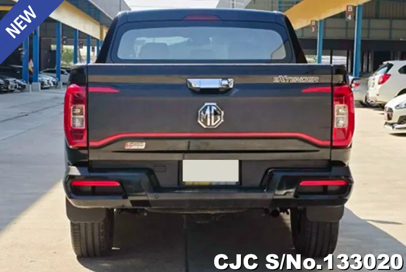 MG Extender in Black for Sale Image 3