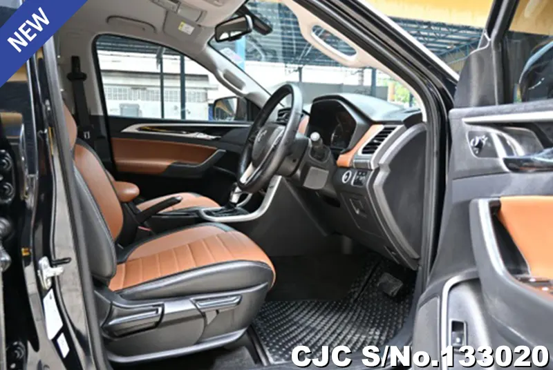 MG Extender in Black for Sale Image 6