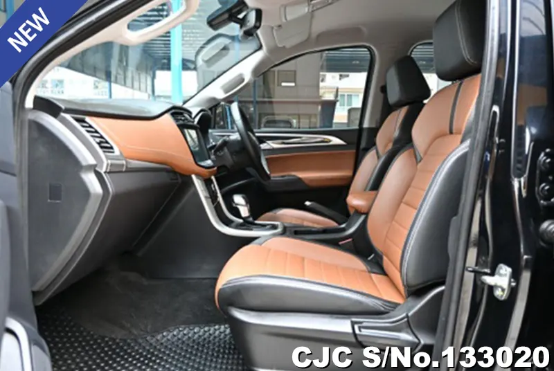 MG Extender in Black for Sale Image 7