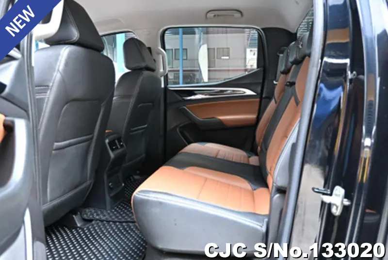 2022 MG / Extender Stock No. 133020