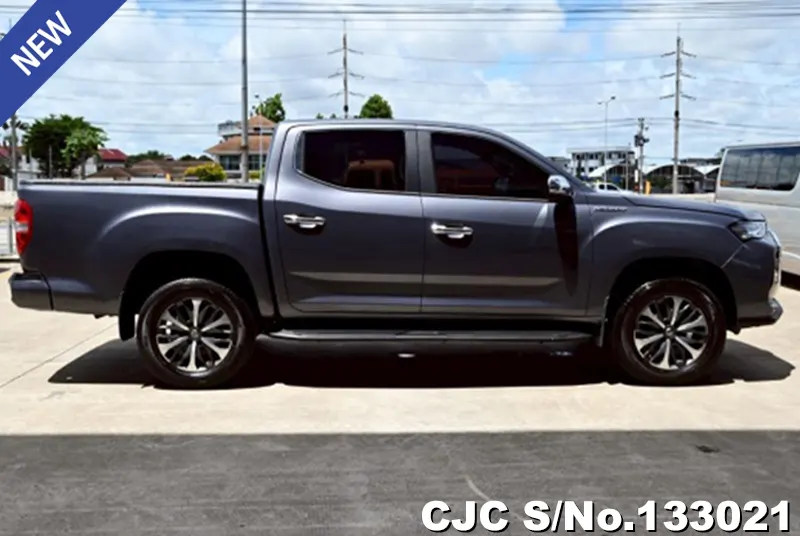 2022 MG / Extender Stock No. 133021