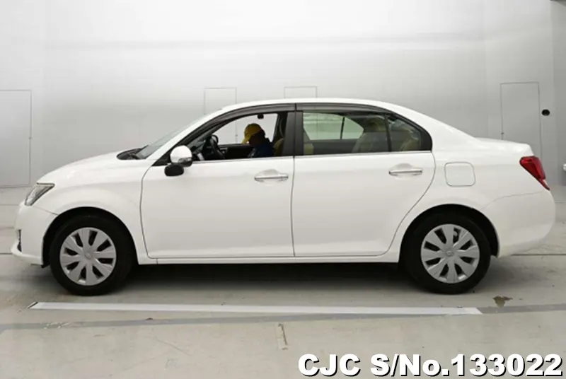 2014 Toyota / Corolla Axio Stock No. 133022
