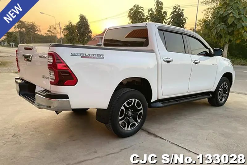 2021 Toyota / Hilux Stock No. 133028