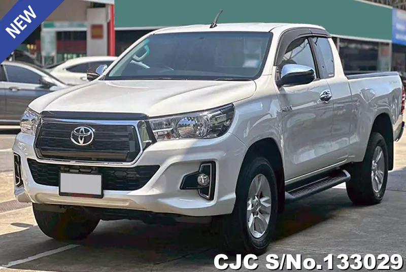 2017 Toyota / Hilux / Revo Stock No. 133029