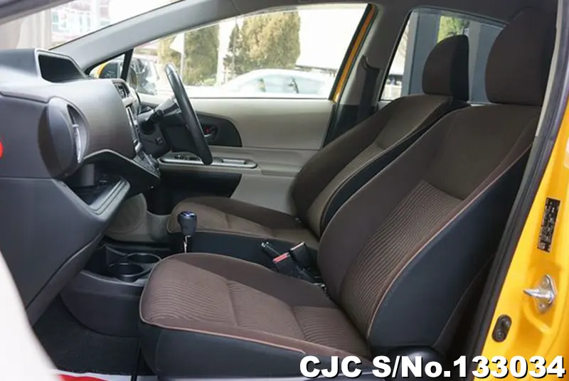 2012 Toyota / Aqua Stock No. 133034