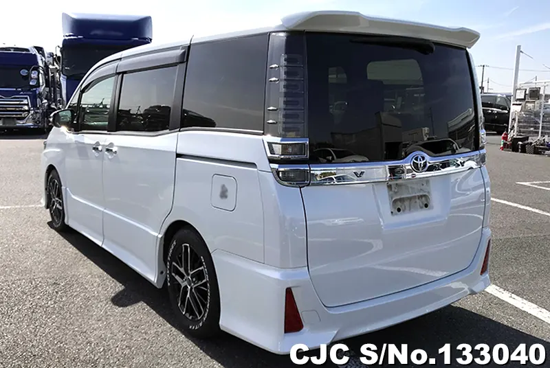 2018 Toyota / Voxy Stock No. 133040