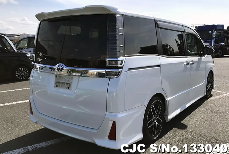 2018 Toyota / Voxy Stock No. 133040