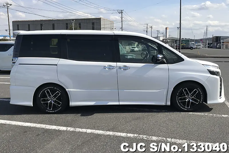 2018 Toyota / Voxy Stock No. 133040