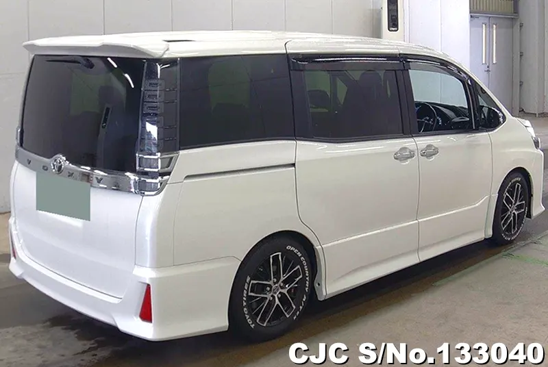 2018 Toyota / Voxy Stock No. 133040