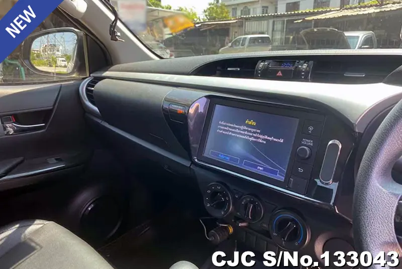 2020 Toyota / Hilux / Revo Stock No. 133043