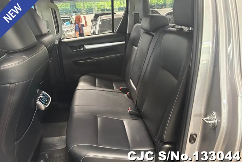 2019 Toyota / Hilux / Revo Stock No. 133044