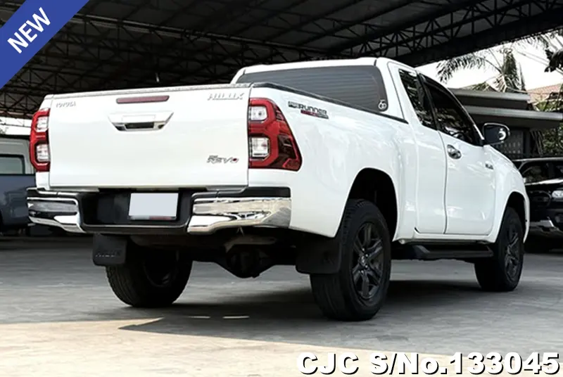 2022 Toyota / Hilux / Revo Stock No. 133045