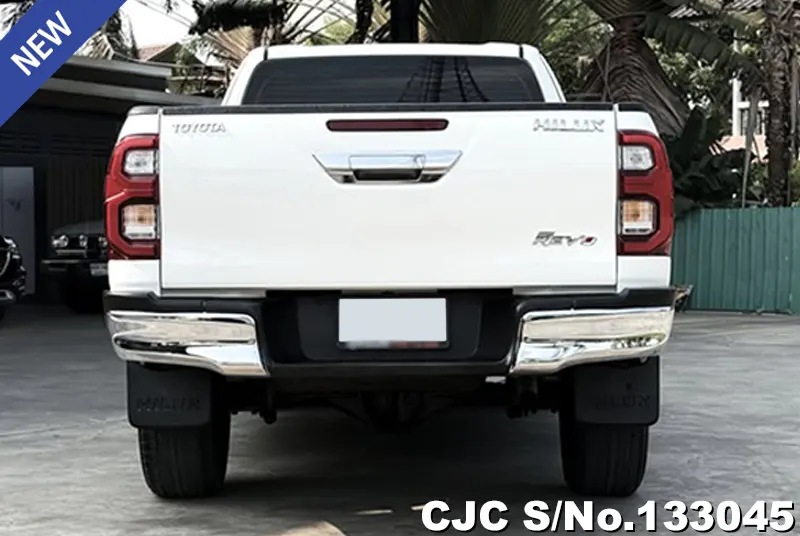 2022 Toyota / Hilux / Revo Stock No. 133045