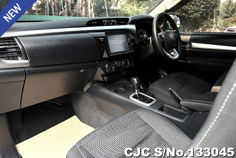 2022 Toyota / Hilux / Revo Stock No. 133045