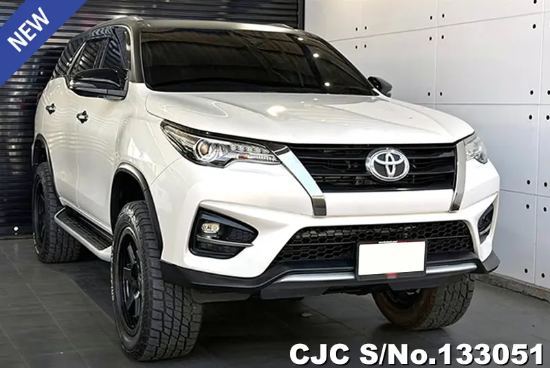2019 Toyota / Fortuner Stock No. 133051