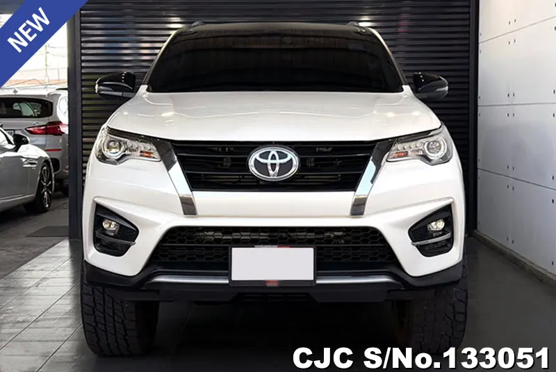 2019 Toyota / Fortuner Stock No. 133051