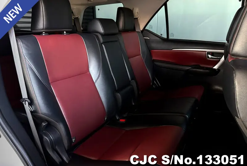 2019 Toyota / Fortuner Stock No. 133051