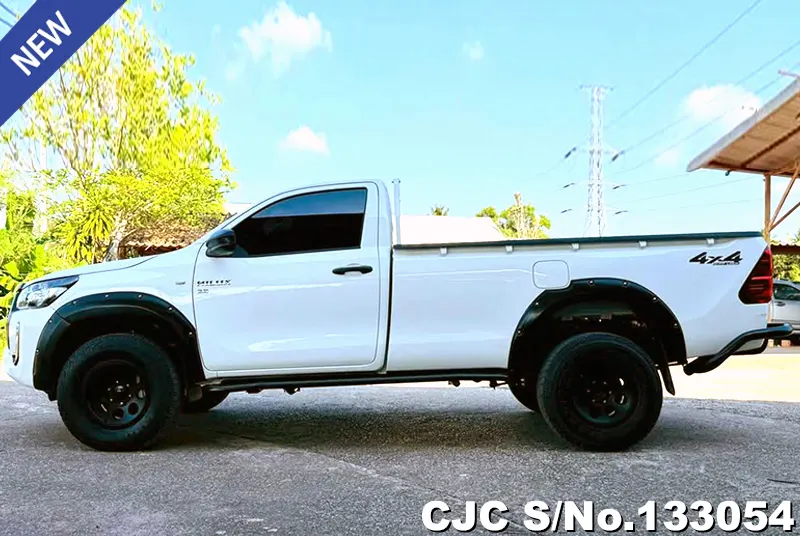 2022 Toyota / Hilux / Revo Stock No. 133054