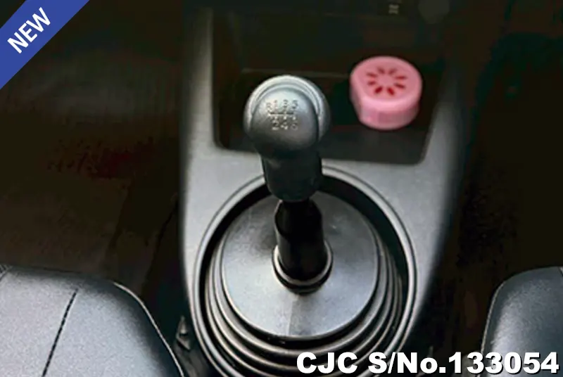 2022 Toyota / Hilux / Revo Stock No. 133054