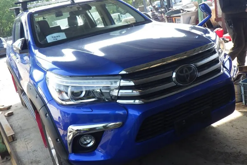 2018 Toyota / Hilux Stock No. 133058