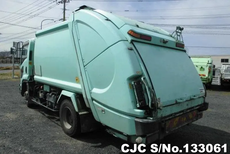 2013 Isuzu / Forward Stock No. 133061