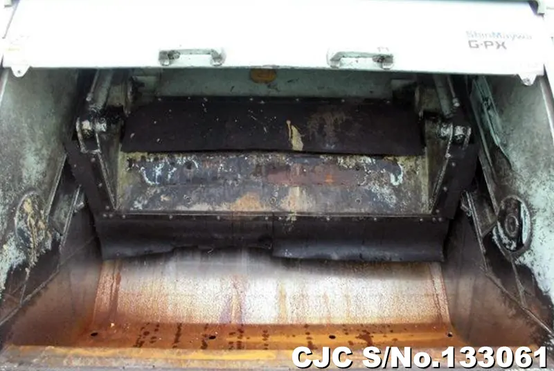 2013 Isuzu / Forward Stock No. 133061