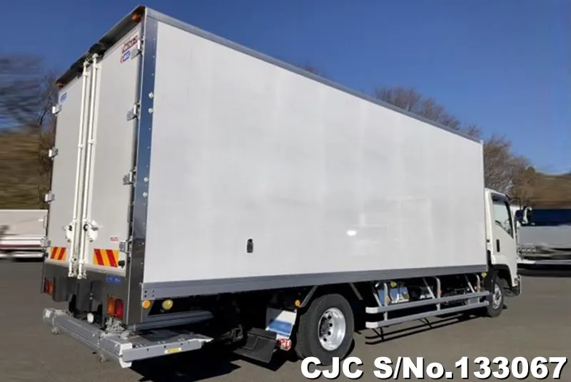 2015 Isuzu / Forward Stock No. 133067