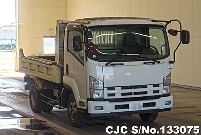 2014 Isuzu / Forward Stock No. 133075