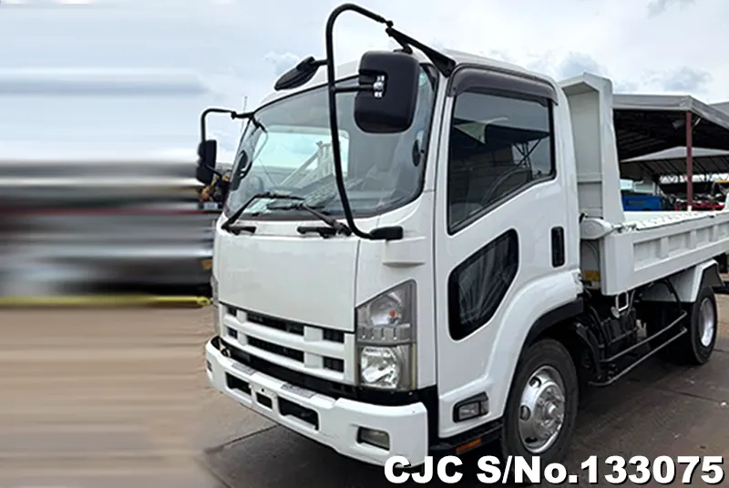 2014 Isuzu / Forward Stock No. 133075