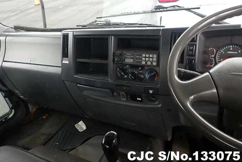 2014 Isuzu / Forward Stock No. 133075