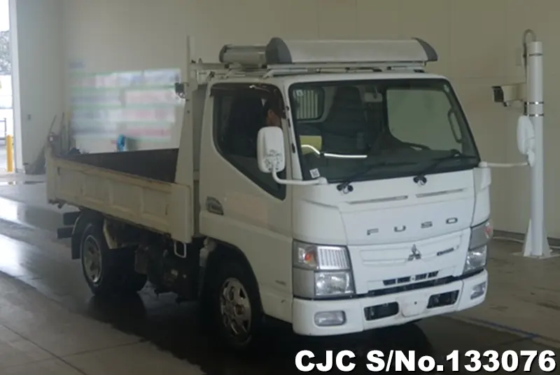 2014 Mitsubishi / Canter Stock No. 133076