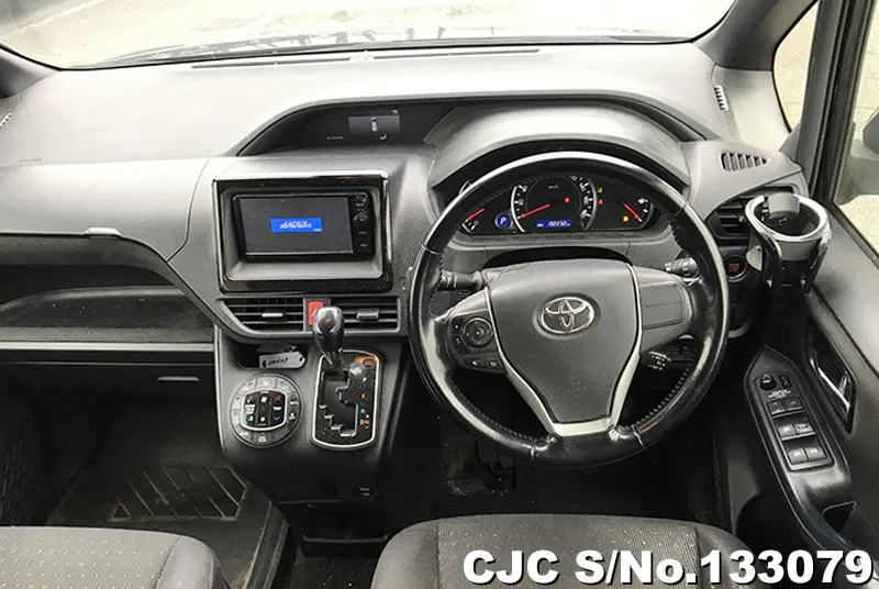 2016 Toyota / Noah Stock No. 133079