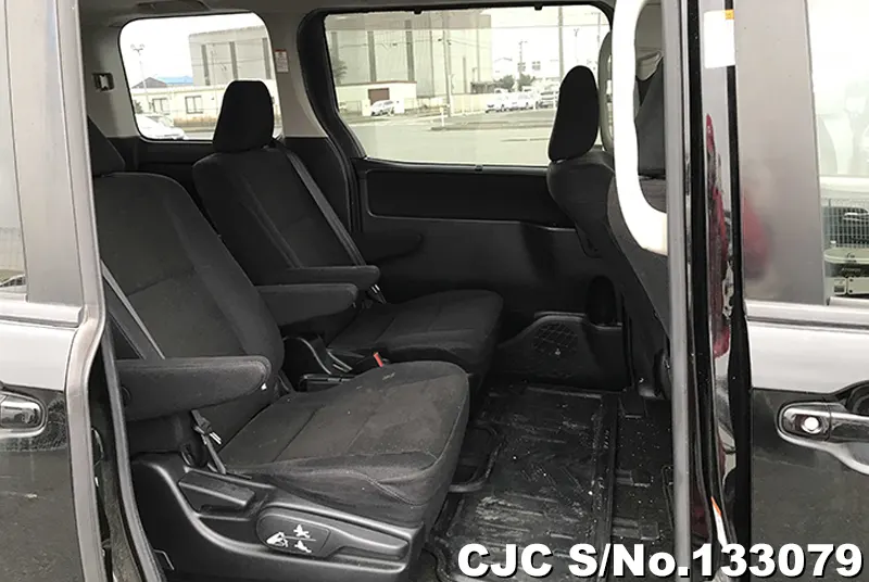 2016 Toyota / Noah Stock No. 133079