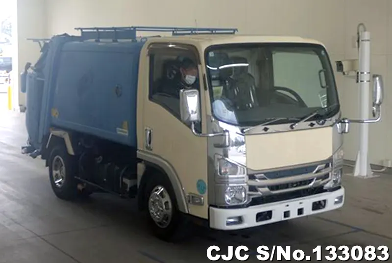 Isuzu / Elf 2013