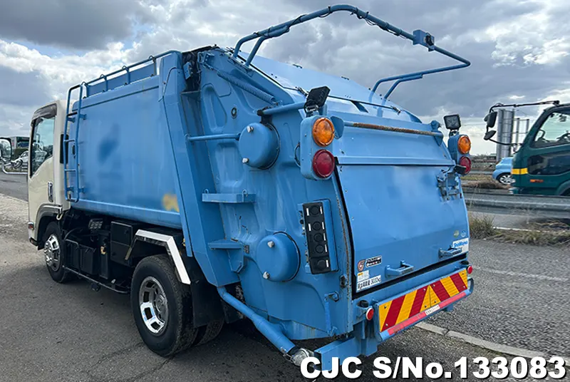 2013 Isuzu / Elf Stock No. 133083