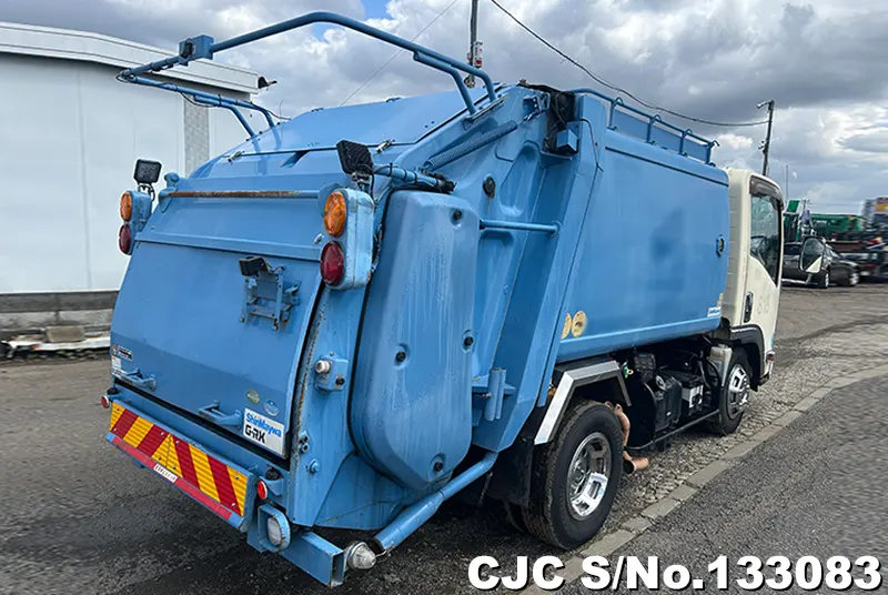 2013 Isuzu / Elf Stock No. 133083