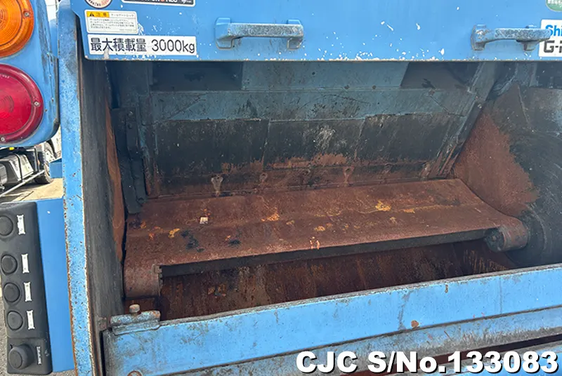 2013 Isuzu / Elf Stock No. 133083