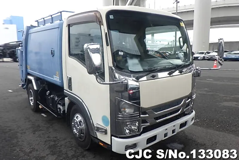 2013 Isuzu / Elf Stock No. 133083