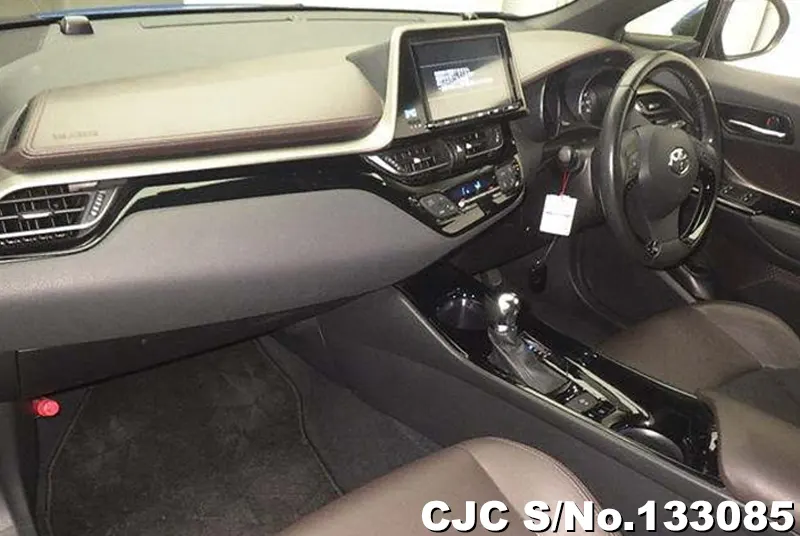 2017 Toyota / C-HR Stock No. 133085